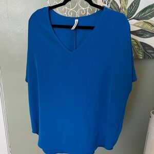 Relaxed V-Neck Short Sleeve Top - Royal Blue